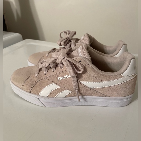 Reebok Retro Sneakers - Picture 1 of 8